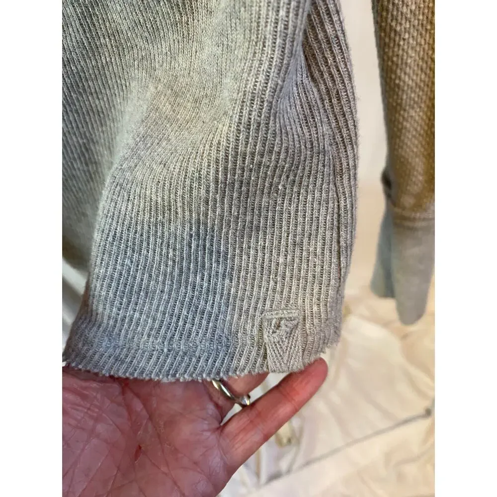Free People Top Turtleneck Gray Longsleeve Button Cuff Detail Cotton Med - Picture 8 of 11